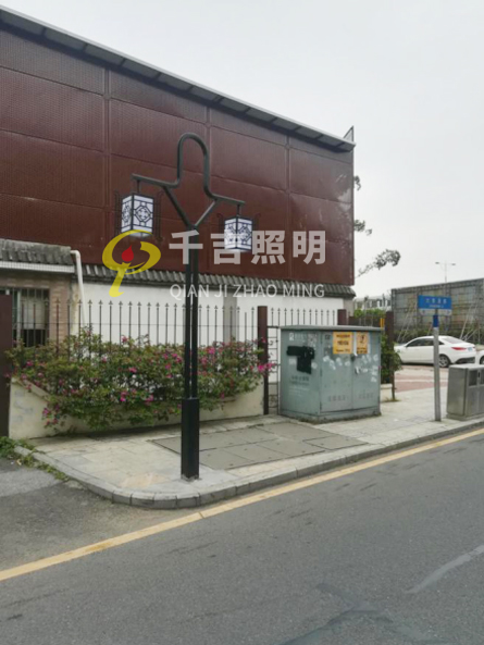 深度解析市政景觀(guān)路燈的優(yōu)點(diǎn)及缺點(diǎn)